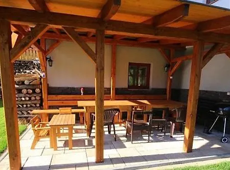 Apartmanhotel Rozarka V Centru Krkonos Benecko