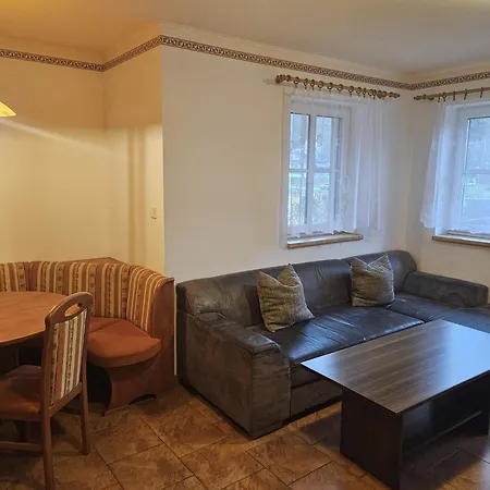 Apartmanhotel Rozarka V Centru Krkonos Benecko